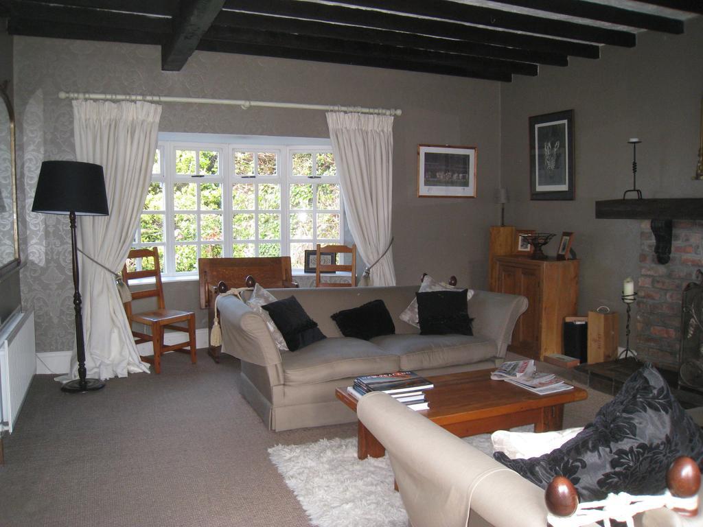 Shola Coach House B&B Coleraine Exterior photo